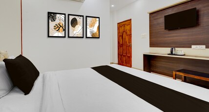 Super Townhouse Oak Phase 13 Varanasi Formerly RR Palace Room Type - Classic Super Townhouse Oak Phase 13 Varanasi Formerly RR Palace Room Type - Classic