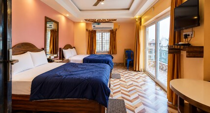 CROWN OF DIGHA Room Type - THE QUEEN SUITE AC