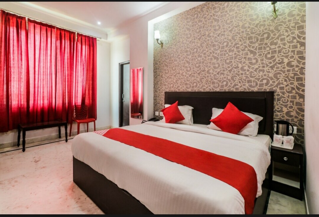 Hotel Jaipur Park Paradise  - Tap to explore photos