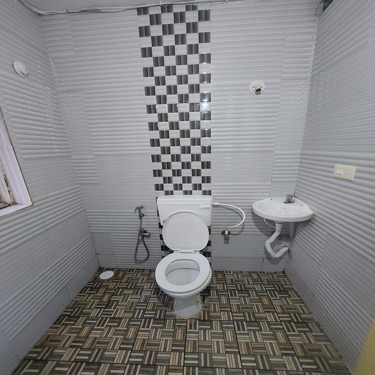 Akash Guest House - Tap to explore photos