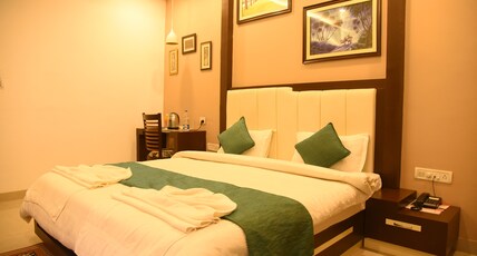 Hotel Rameshwaram Room Type - Executive Room