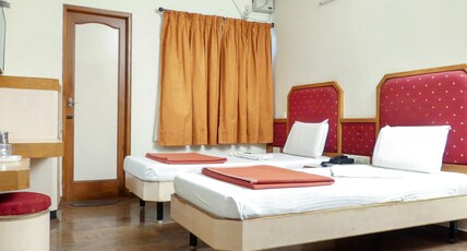 HOTEL SAMRAT Room Type - Standard Double AC