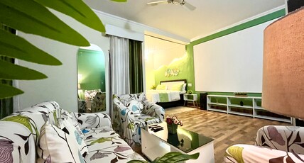 Winterline Vista Room Type - Skyline Vista | Deluxe family suite with a private theater