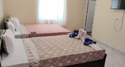 AVM GRAND HOTEL & RESTAURANT Room Type - Deluxe Room
