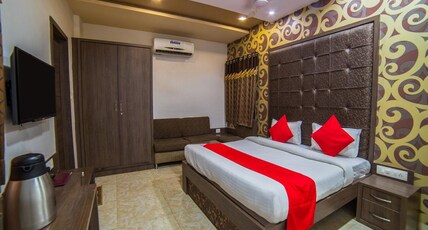Hotel A R Excellency Room Type - Super Deluxe Room