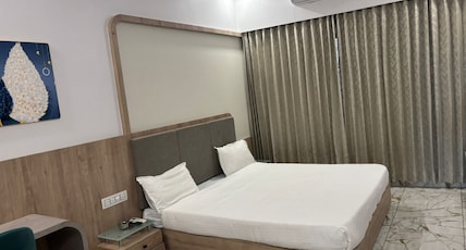 Hotel Saffron, Chikhli Room Type - Suite Room
