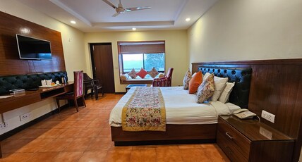 Woodsvilla Resort Room Type - Family Suite