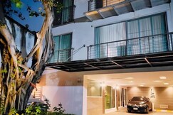 Vivi Avenue Thonglor