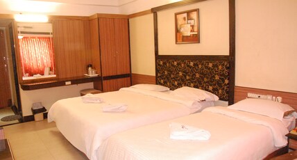 HOTEL BLUE STAR Room Type - Triple Ac