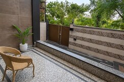 Address of Regal Residency Stays