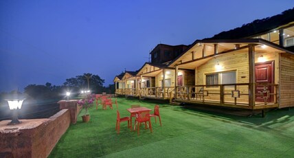 Verdant Retreat Room Type - Signature Villa Suite