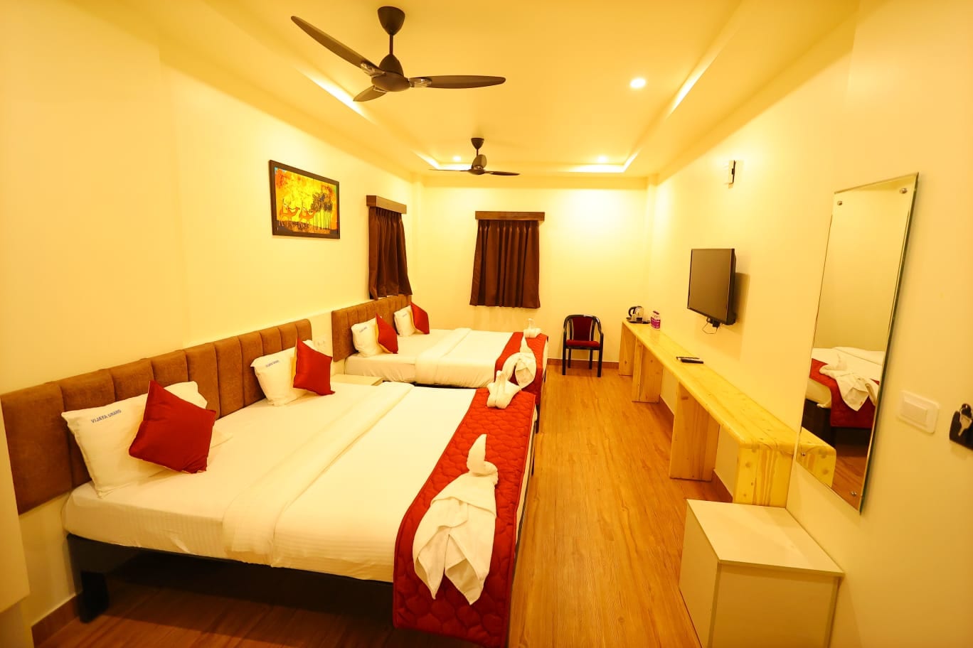 Hotel Vijaya Grand - Tap to explore photos