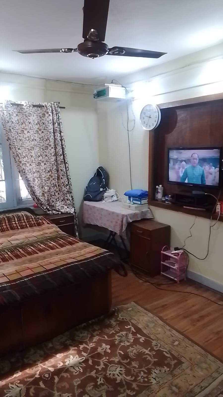 Pondside Airport Homestay Srinagar - Tap to explore photos
