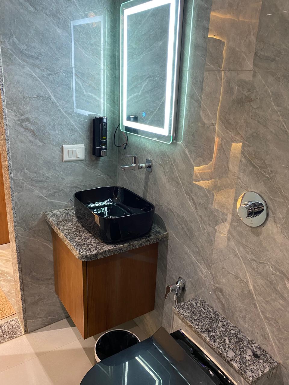 Privilon Hotel Iscon - Tap to explore photos
