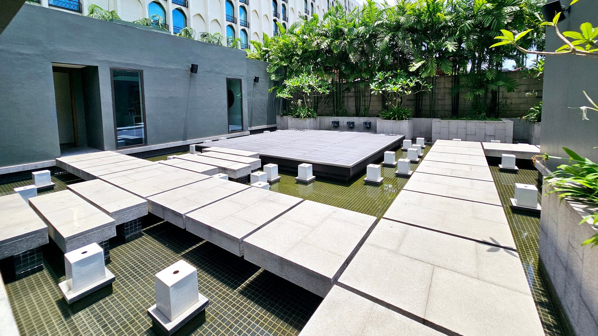 InterContinental DHAKA - Tap to explore photos