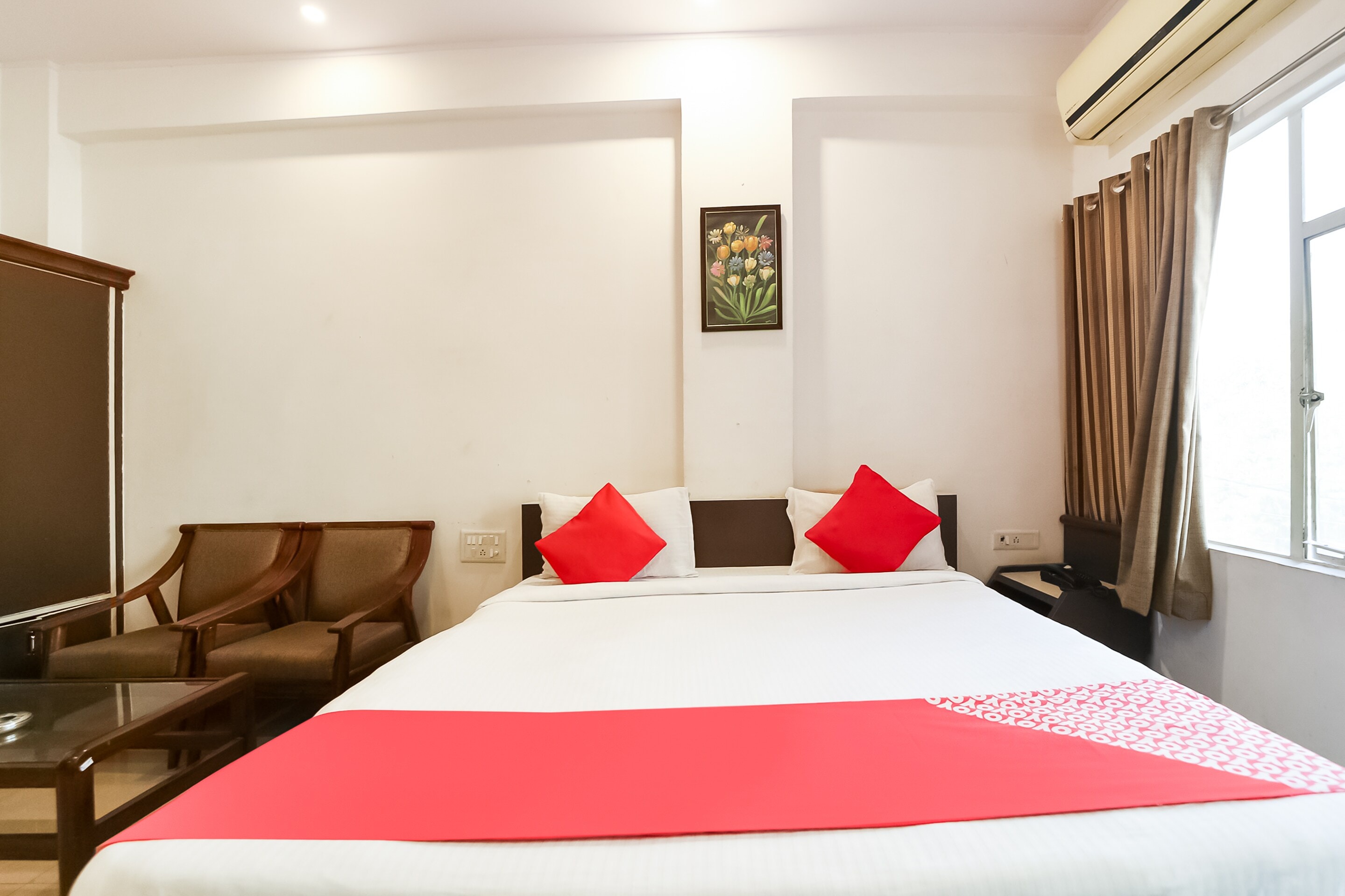 Hotel Utsav - Tap to explore photos