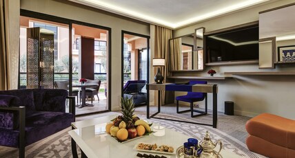 M Room Type - Prestige Suite, 1 King-size bed, private living room with sofa