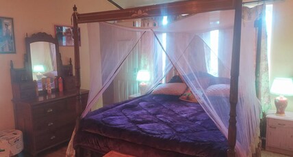 Fairmont Cottage Room Type - Vintage Vogue 2 bedroom suite