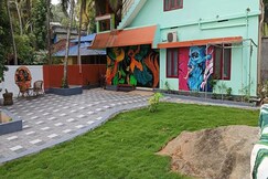 Hut R3 by Banyan Hut