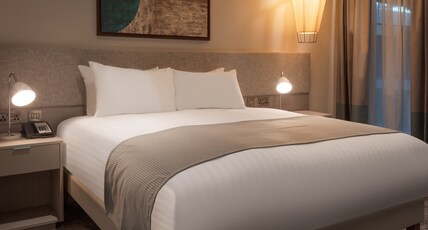 STAYBRIDGE SUITES LONDON-HEATHROW BATH ROAD Room Type - Studio Suite