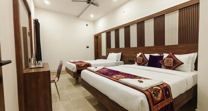 Hotel Krishna Palace Room Type - Family Room with Two Double Beds Hotel Krishna Palace Room Type - Family Room with Two Double Beds