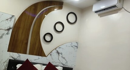 Hotel SK International Room Type - Super Deluxe