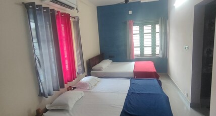 Beach Daze Homestay Room Type - Deluxe family double room