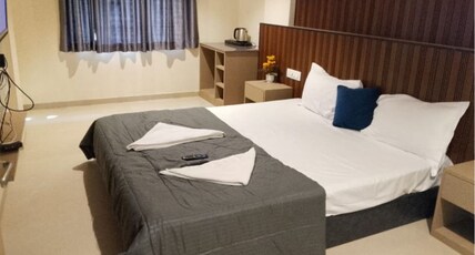 Mahalaxmi Beach Resort, Tarkali Devbaug Room Type - Deluxe Room
