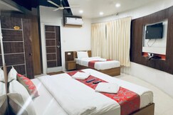 Hotel Paradise Green's