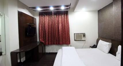 Hotel Shivish International Room Type - Deluxe AC Room