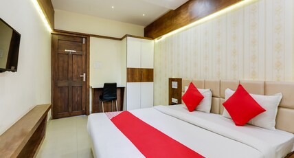 Hotel O Riyansh Palace Room Type - Classic