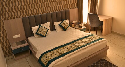 Mithila Resort Room Type - Deluxe Room with Air Conditioning