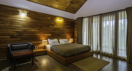StayVista | Villa Tall Silver Room Type - StayVista | Villa Tall Silver