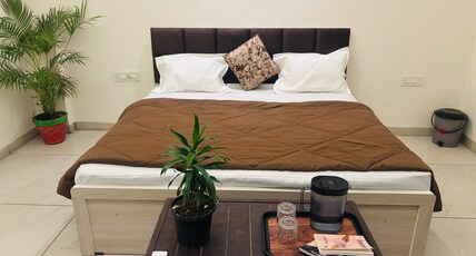 The White Town Room Type - Private room with comfort stay