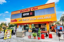 SPOT ON Hotel Stop Point