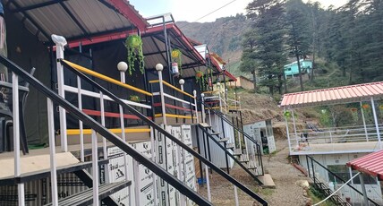 Whispering wood camp & cottage Room Type - Swiss Camp