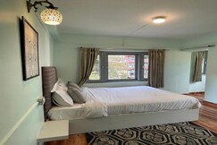 Eevolve An Eco - Hostel And Cafe