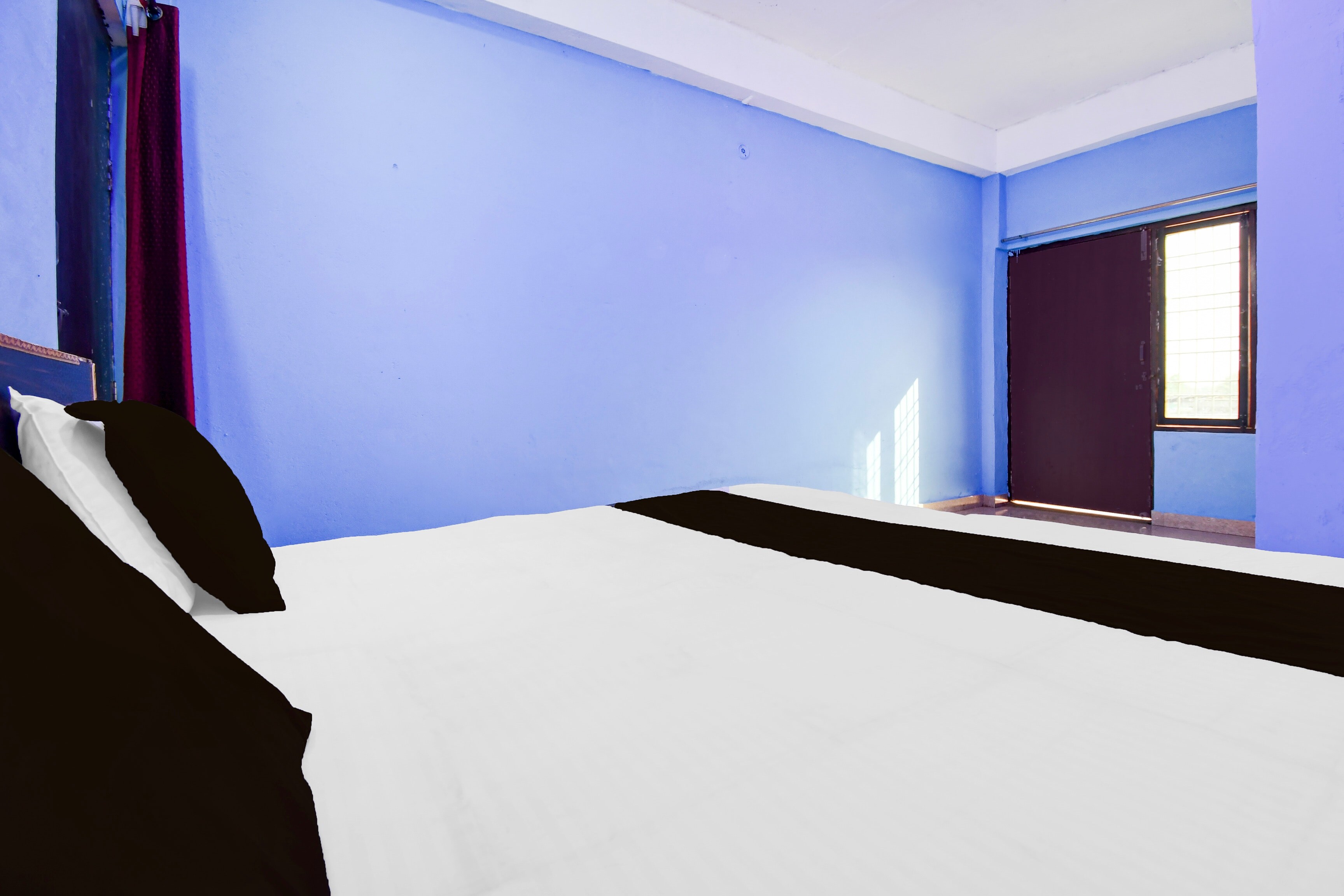 HOTEL O AMANTRAN - Tap to explore photos