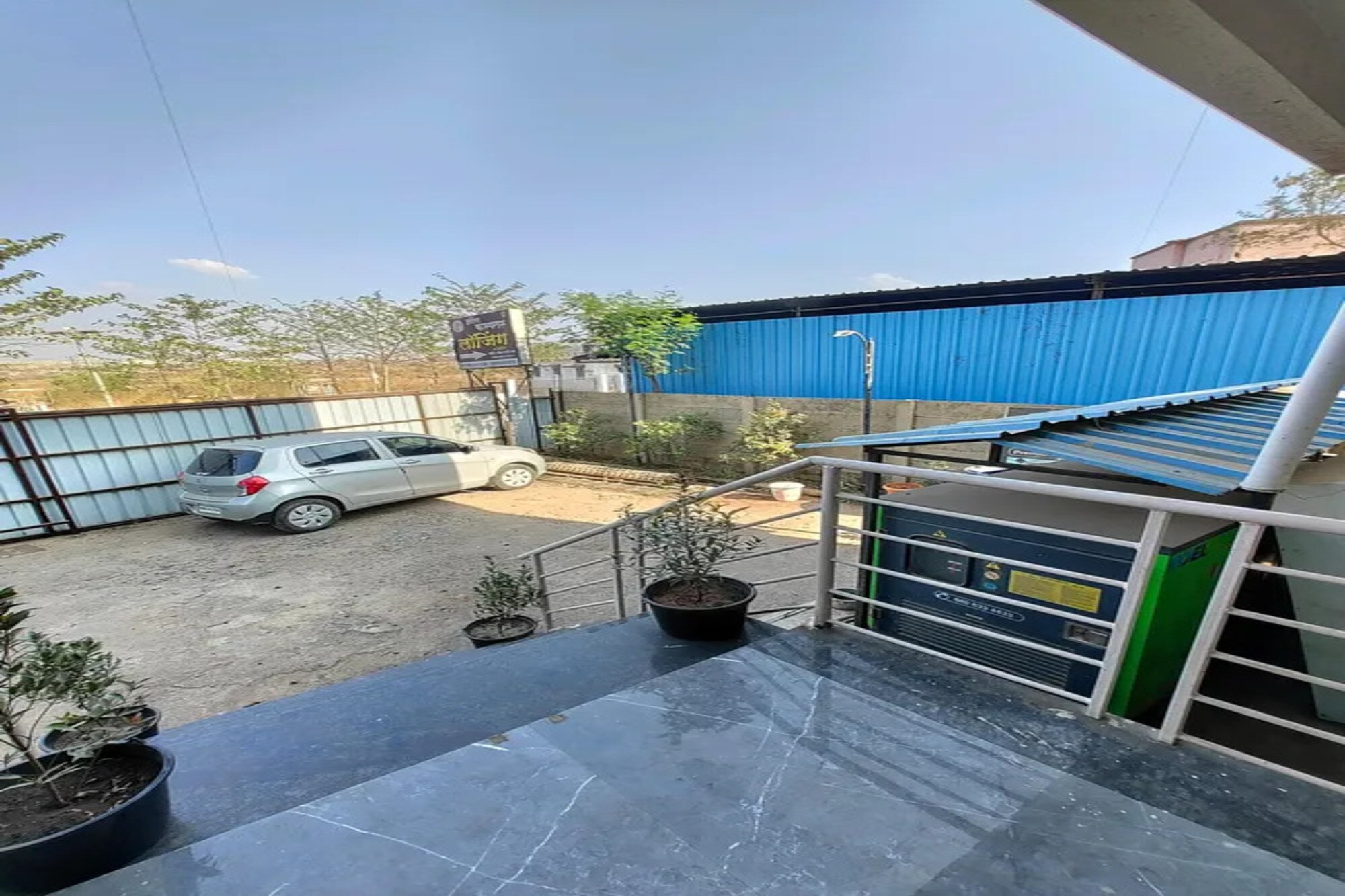 FabHotel Pragati - Tap to explore photos
