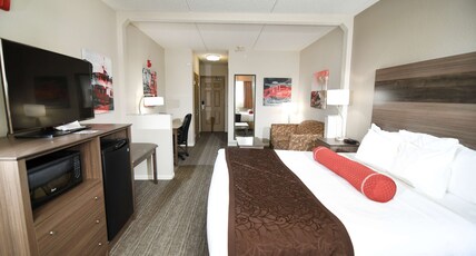 Best Western Plus Sandusky Hotel & Suites Room Type - Accessible - Suite King Bed, Mobility Accessible, Roll In Shower, Microwave And Refrigerator, Wi-Fi, Best Western Plus Sandusky Hotel & Suites Room Type - Accessible - Suite King Bed, Mobility Accessible, Roll In Shower, Microwave And Refrigerator, Wi-Fi,