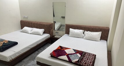 Kridha Home Stay Room Type - Premium Family Room