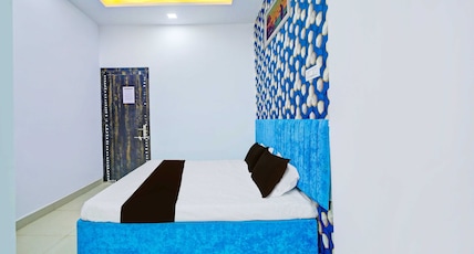OYO 825082 Hotel shiv Shakti Room Type - Classic