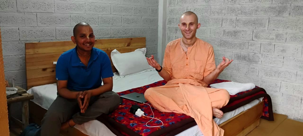 Namaste Auli Homestay - Tap to explore photos