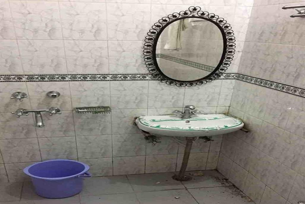 Hotel Snow Crest - Tap to explore photos