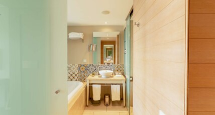 Hilton Vilamoura As Cascatas Golf Resort & Spa Room Type - KING DELUXE GOLF VIEW