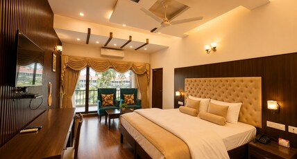 Hotel  Rajhans Room Type - Executive Room with Balcony