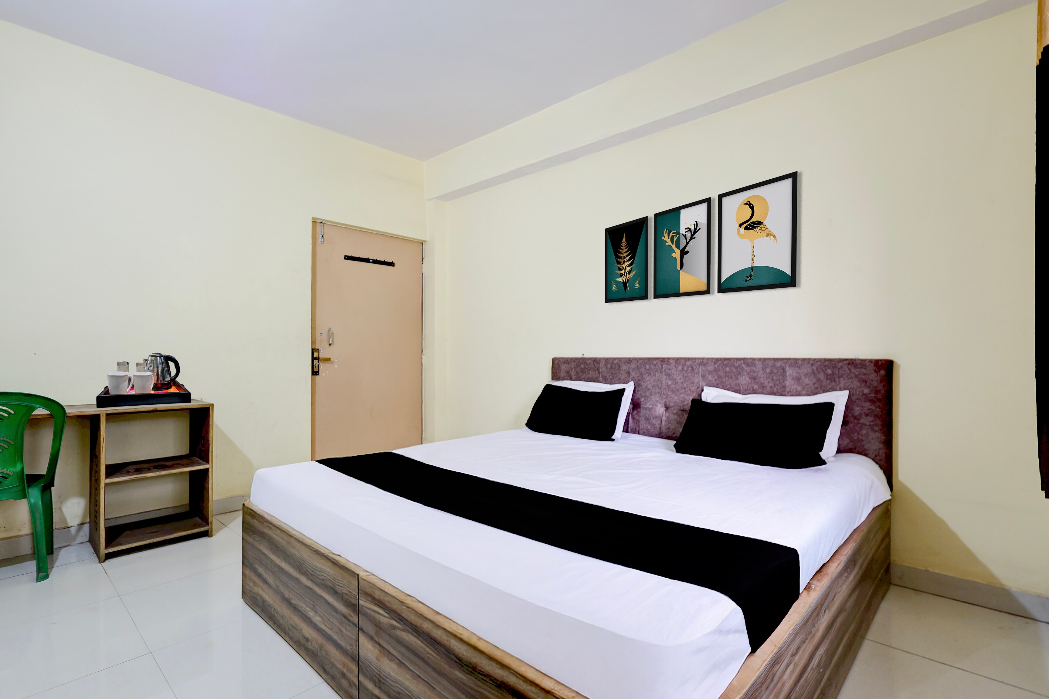 Hotel O Jamshedpur Ring Road Formerly Sourya Residency - Tap to explore photos