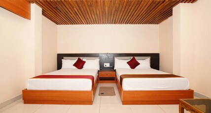 Subarnarekha Inn Room Type - Deluxe 4 Bed Room