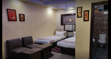 OPS HOTEL Room Type - Super Deluxe Room