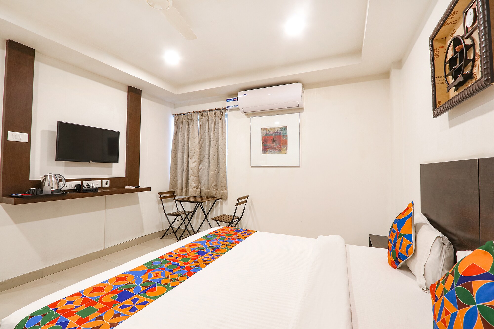 FabHotel Blue Dawn - Gachibowli - Nr. DLF Cyber City - Tap to explore photos